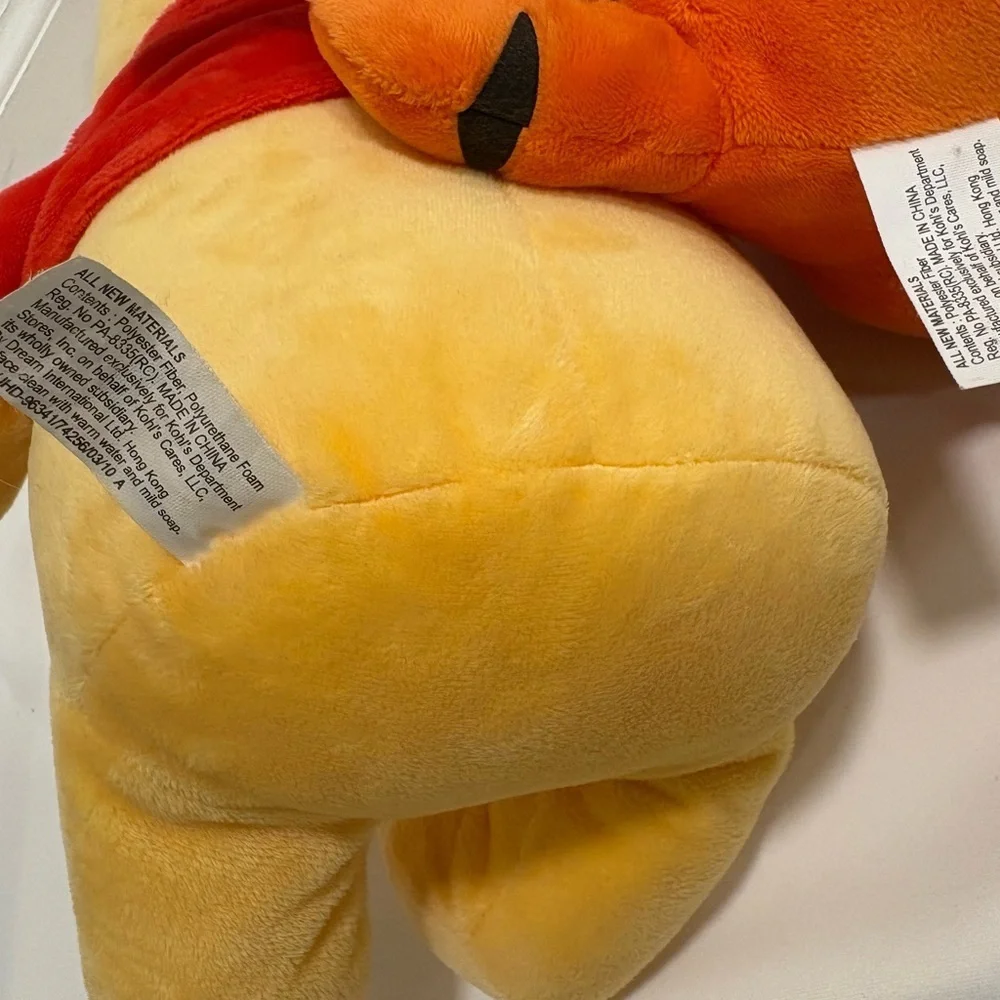 DISNEY WINNI THE POOH AND TIGER PLUSH DUO-YELLOW AND ORANGE!!.